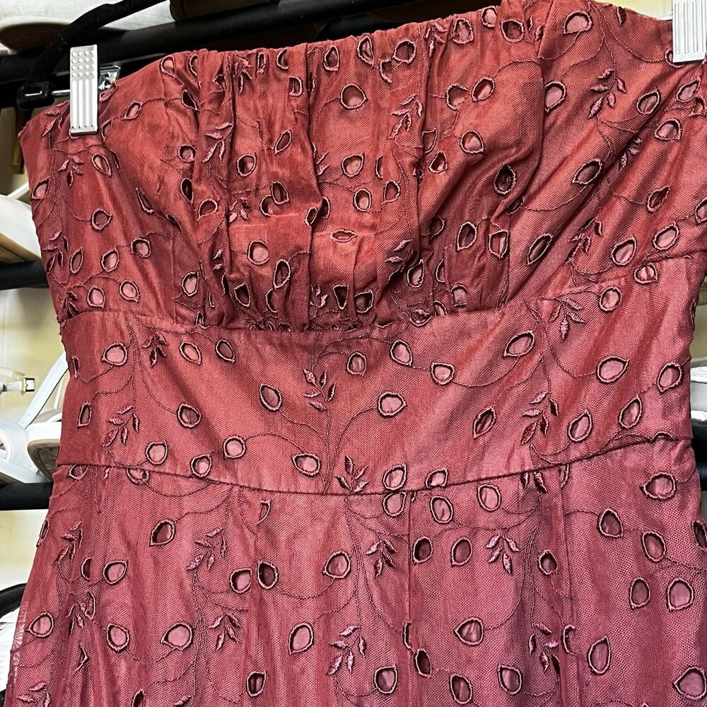 Coast Size 12 Embroidered Floral Mauve women's strapless dress - Picture 3 of 10